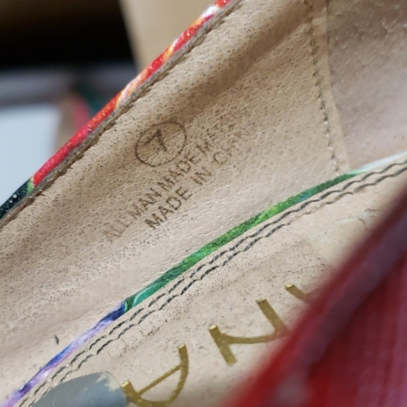 Multicolor Floral Heels - Picture 6 of 7